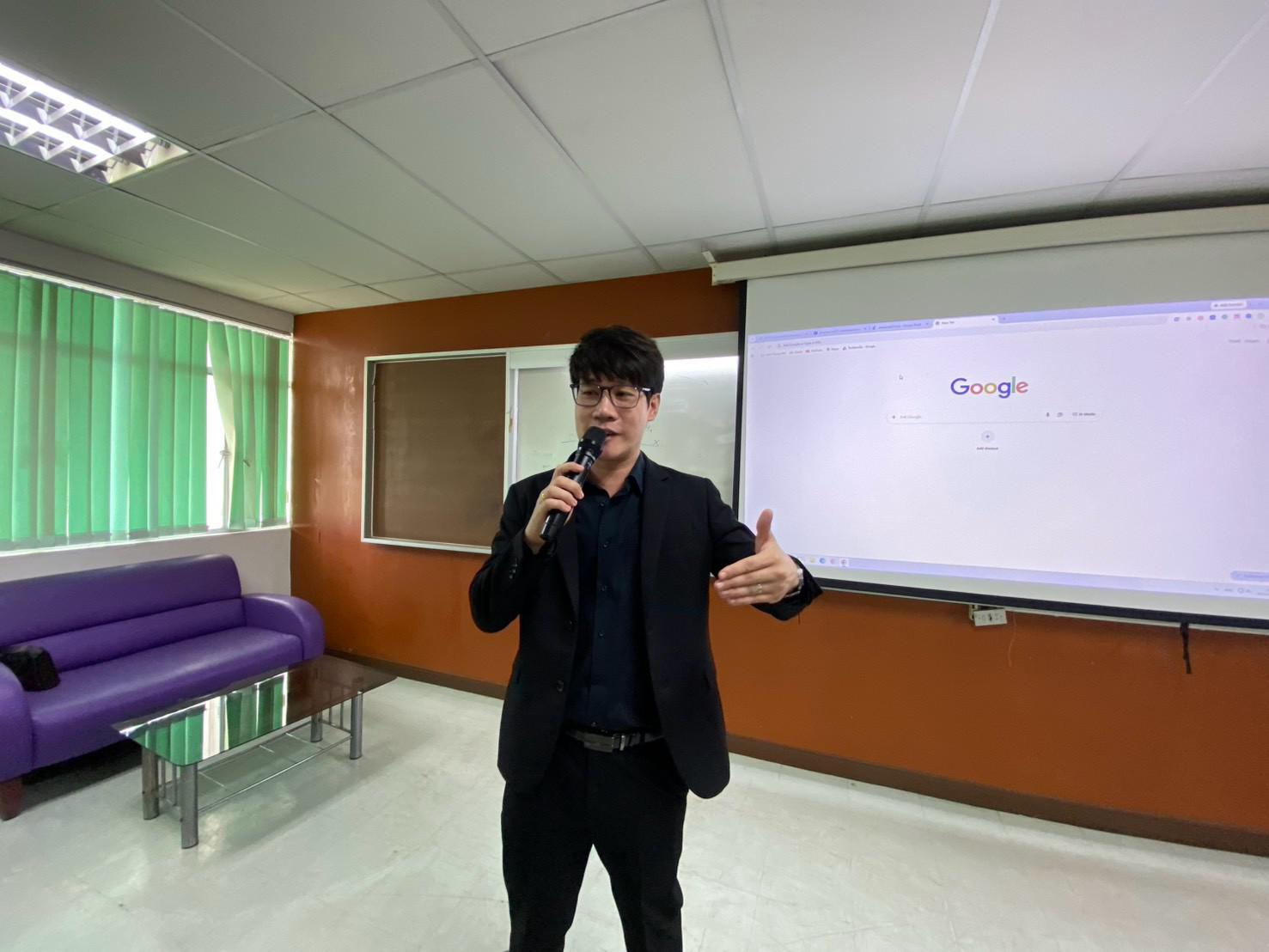 16. คณะเทคโนโลยีอุตสาหกรรม มหาวิทยาลัยราชภัฏกำแพงเพชร จัดโครงการอบรมและพัฒนาทักษะภาษาอังกฤษและมาตรฐานคอมพิวเตอร์ สำหรับนักศึกษาชั้นปีที่ 1